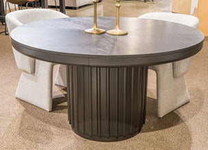 Dining Room > Tables