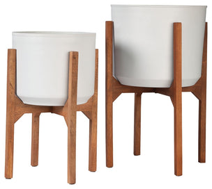 Home Accents > Planters & Vases