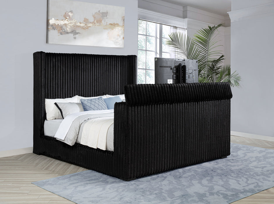 Centergrove Wingback TV Bed
