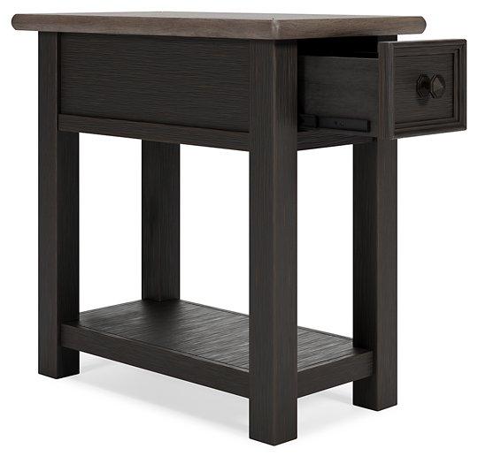 Tyler Creek End Table Set